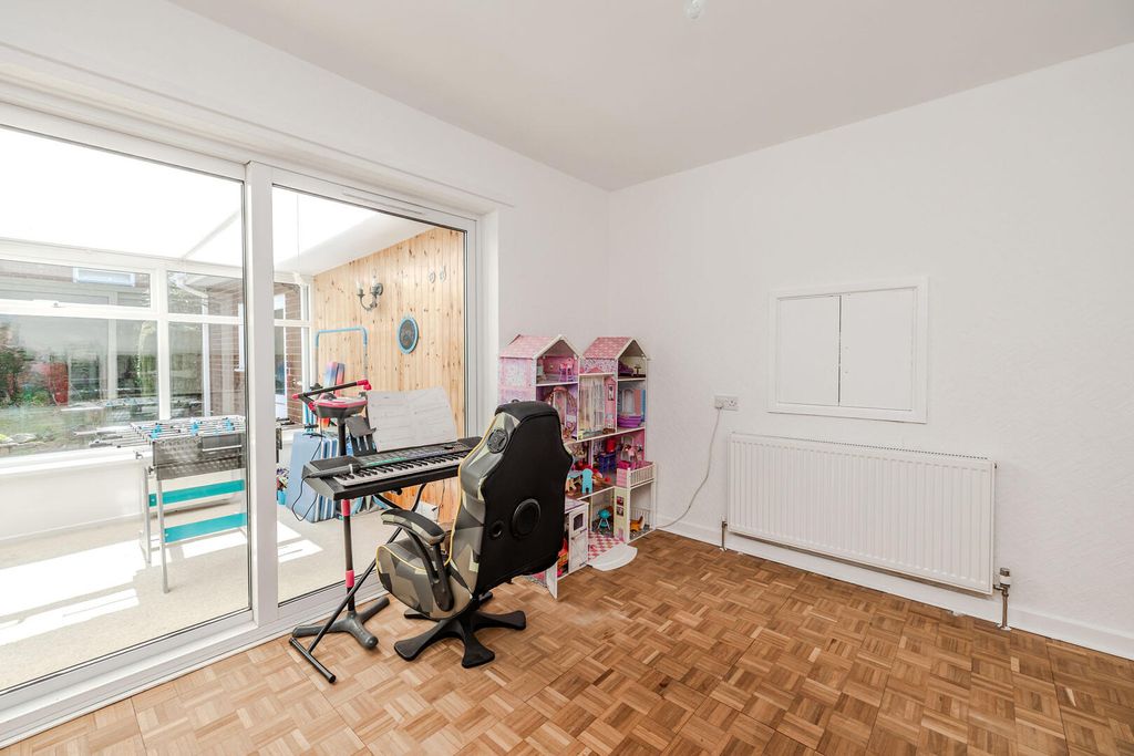 Additional image 12 of 4 bed property for saleBeech Court, Darras Hall, Ponteland, Newcastle Upon Tyne NE20