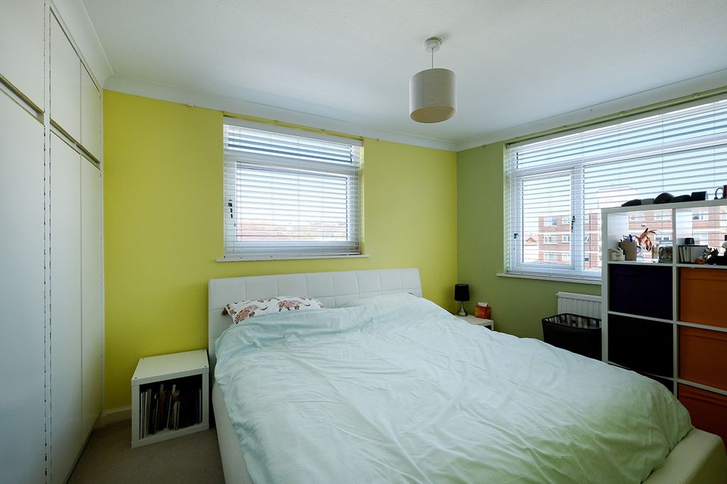 Additional image 8 of 2 bed flat for saleNyewood Lane, Aldwick, Bognor Regis, West Sussex PO21