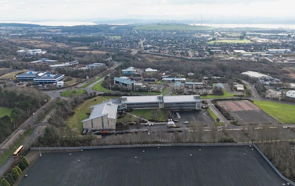 Property photo 2 of 10 Photo 3