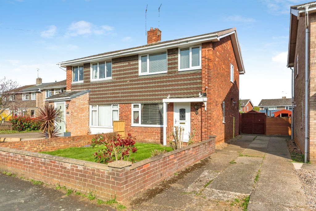 Property photo 1 of 16