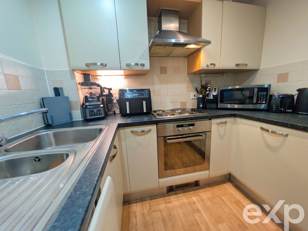 Property photo 3 of 15