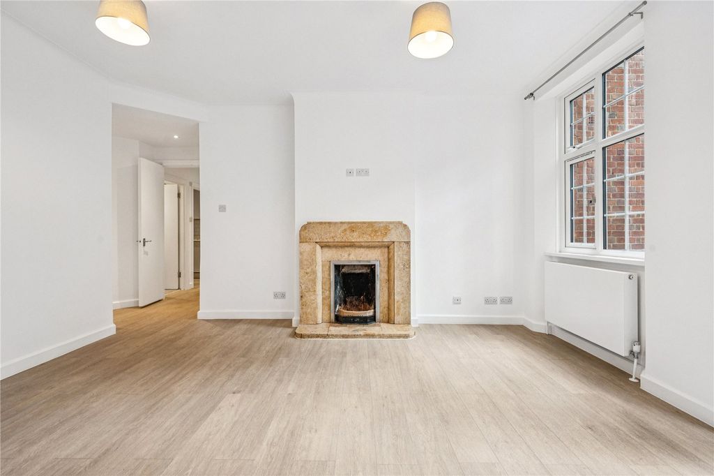 Property photo 3 of 13 Reception Room