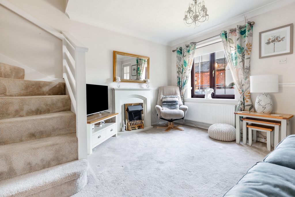 Property photo 2 of 24 10