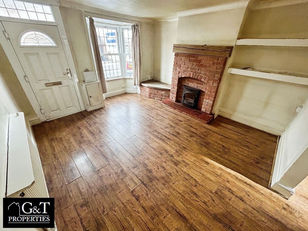Property photo 2 of 11