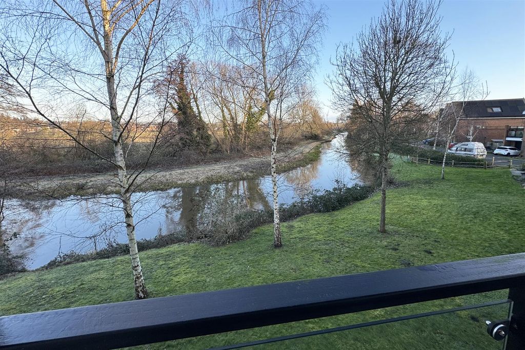 Property photo 3 of 18 Img_5688.Jpg