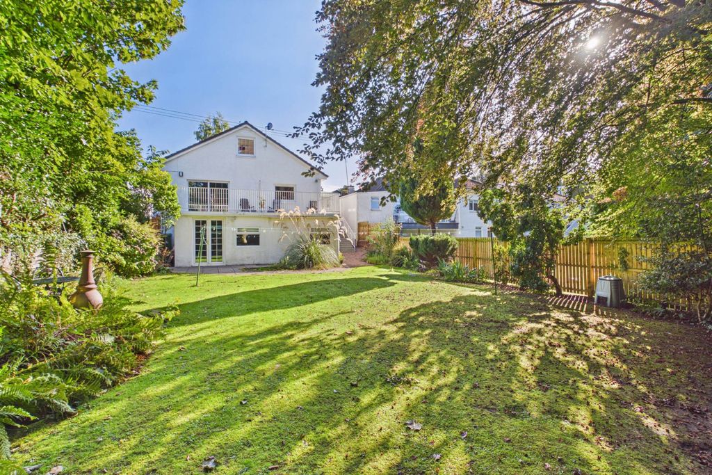 Property photo 2 of 34
