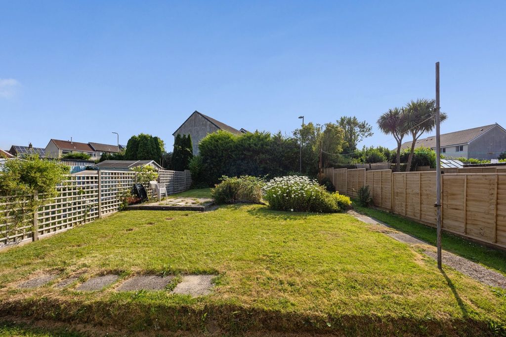 Property photo 2 of 25 Rear Garden