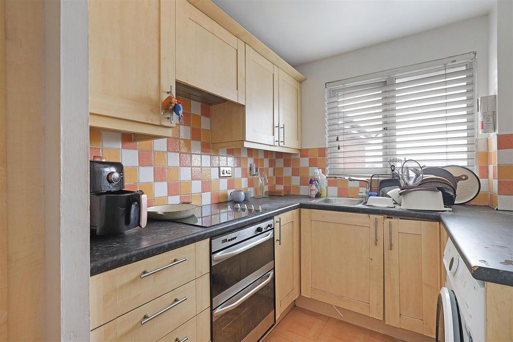Property photo 3 of 13 Wt-Hkttjvkuns3J92ccL6G