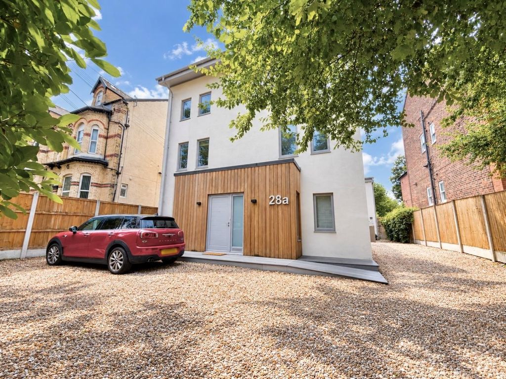 Property photo 1 of 50