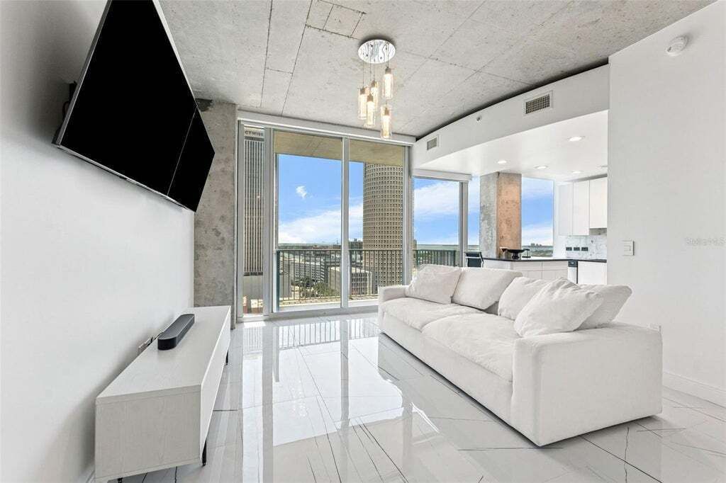Property photo 2 of 20 <Alttext/>