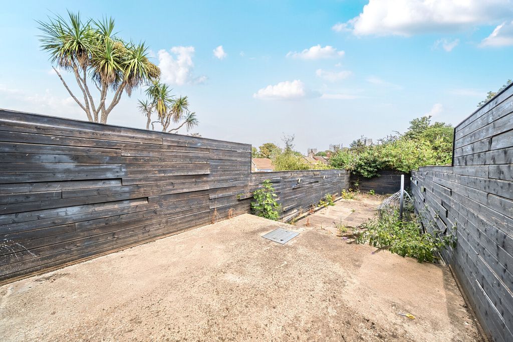 Property photo 3 of 19 1502312-15-6A7363...