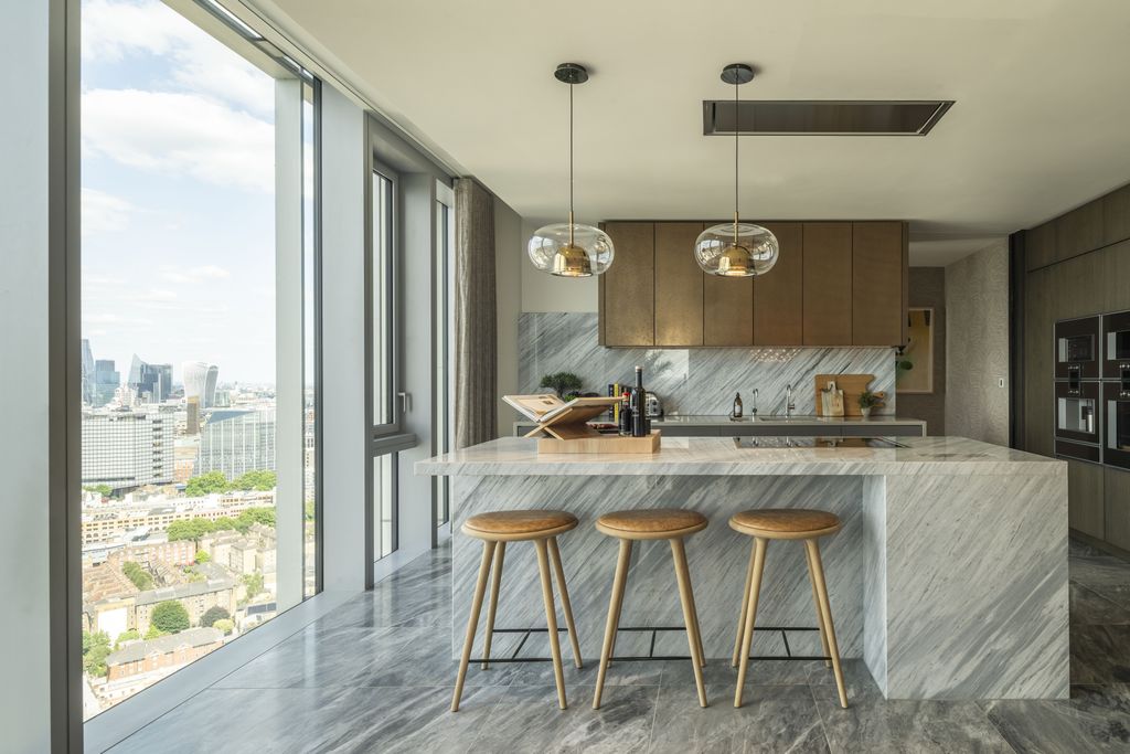 Property photo 3 of 12 Ben_Pipe_Photography_060225_South_Bank_002.Jpg