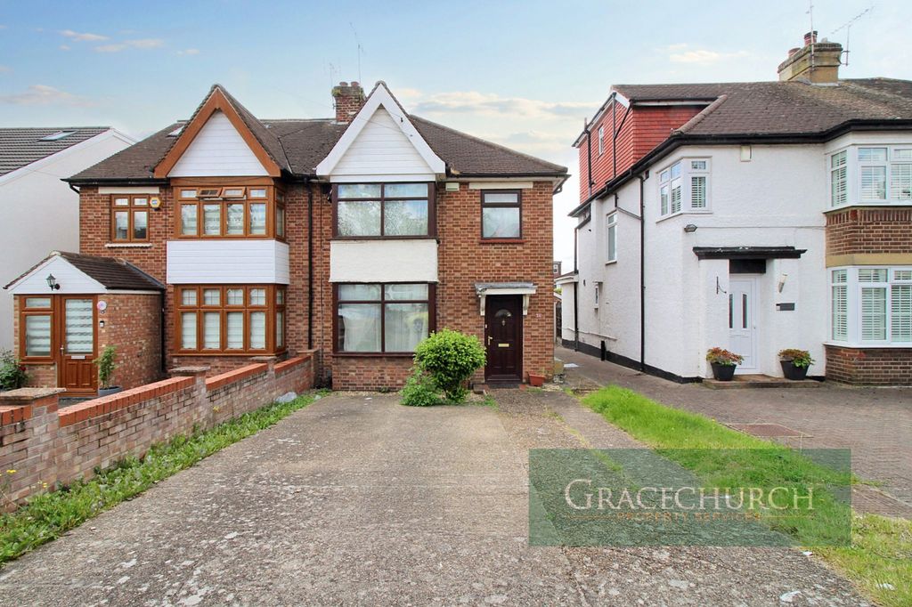 Property photo 1 of 11 3Â Bedroom Semi Detached For Sale