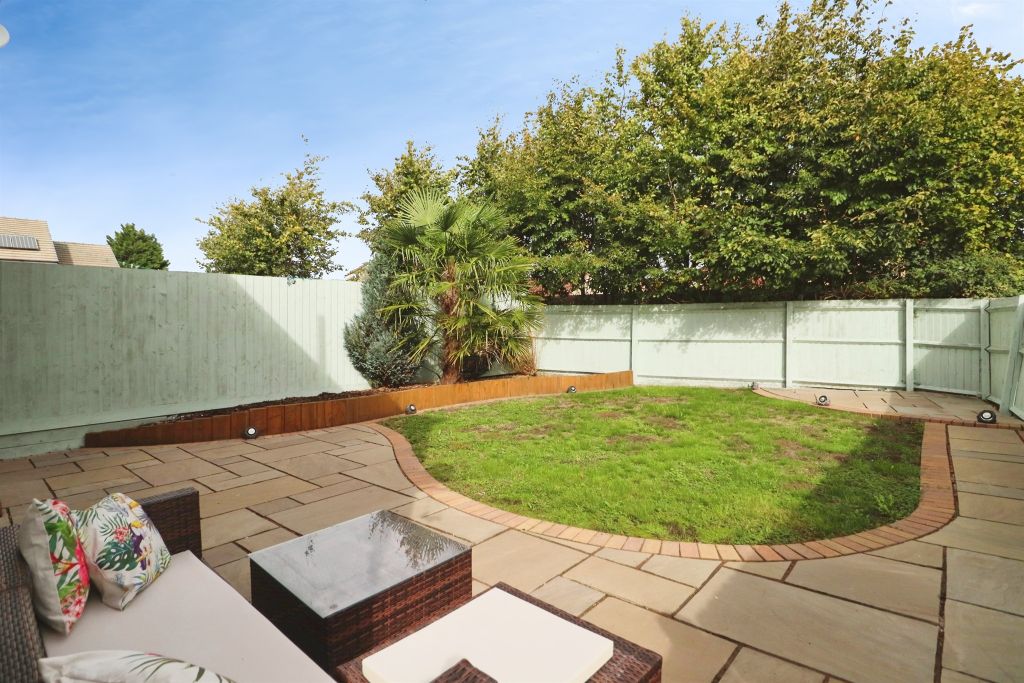 Property photo 3 of 24