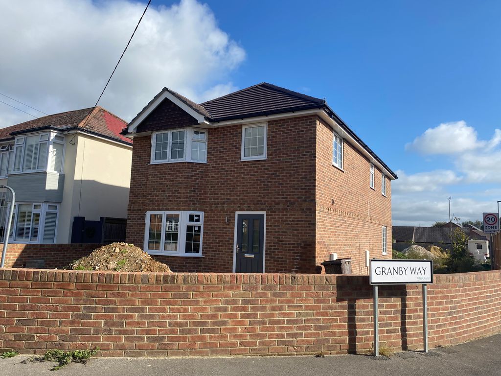 Property photo 1 of 13