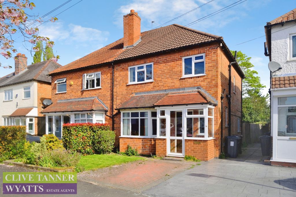 Property photo 1 of 12 Hazelmere Road 34