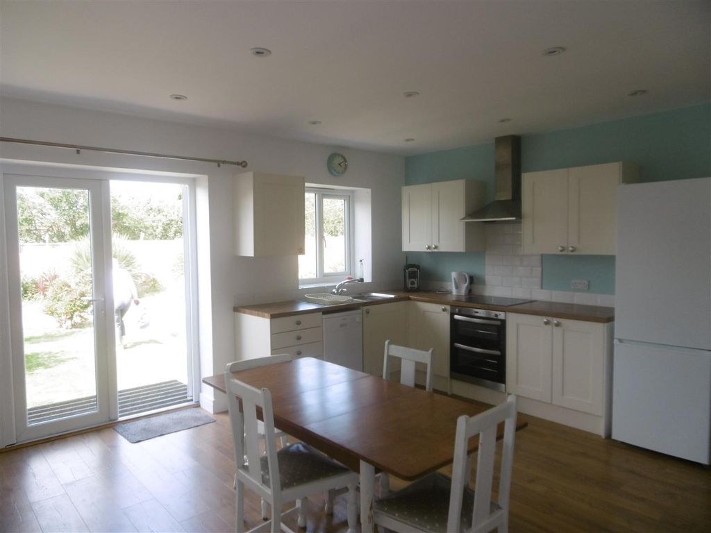 Property photo 2 of 9 P1010432.Jpg