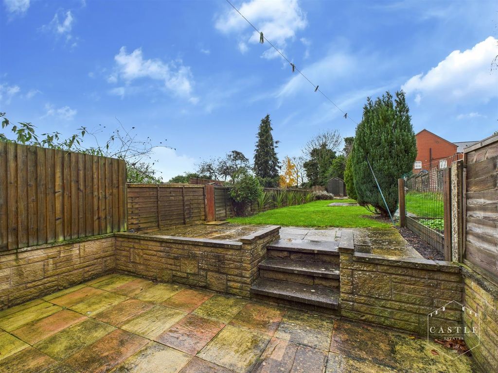 Property photo 2 of 15 Outside