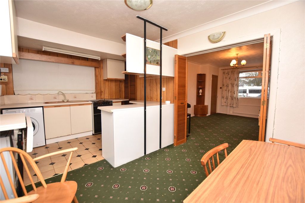 Property photo 2 of 13 Picture No. 38