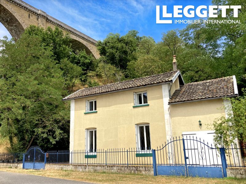 Property photo 1 of 10