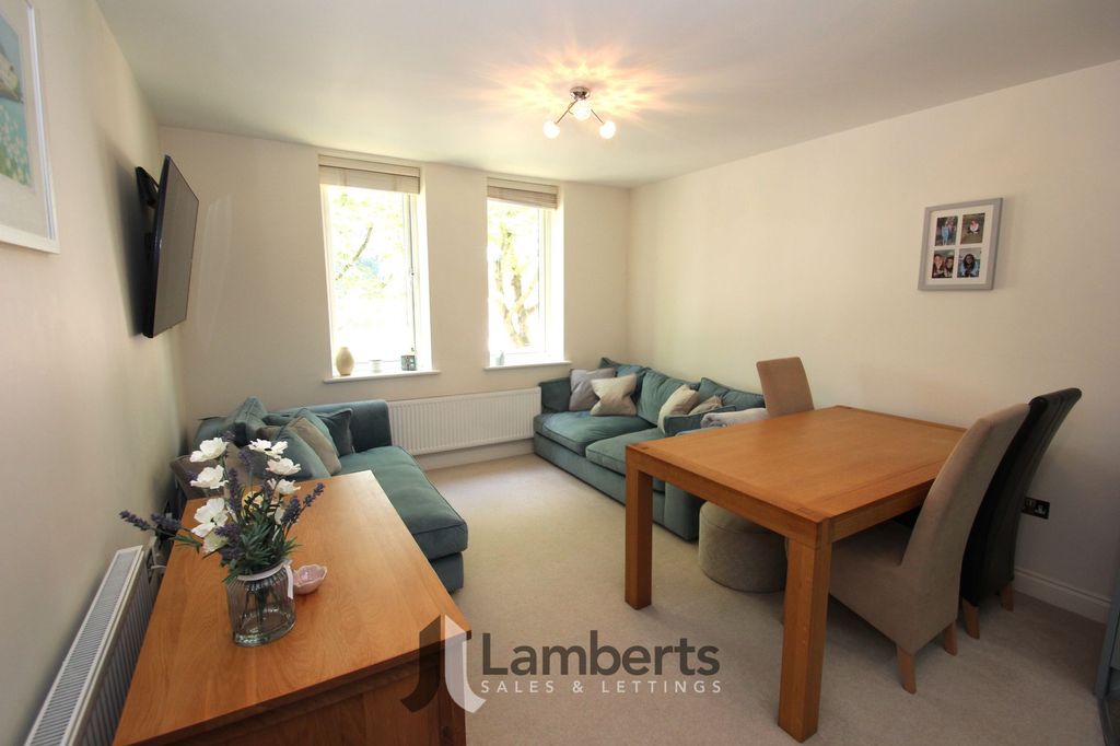 Property photo 3 of 24 Open Plan Living Space