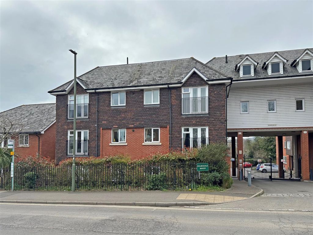 Property photo 1 of 13