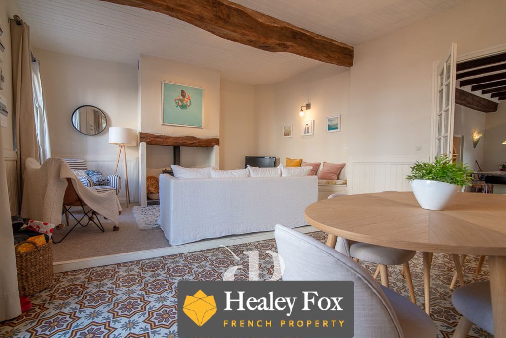 Property photo 2 of 24