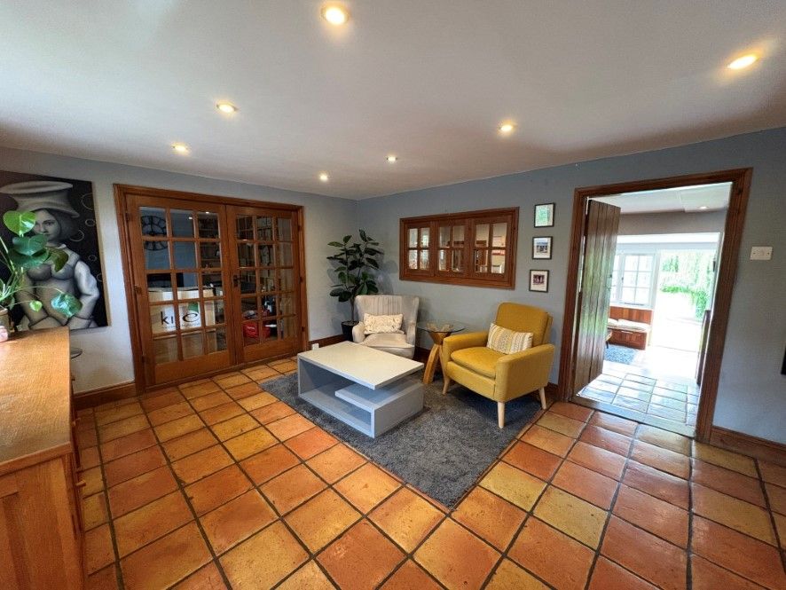 Property photo 3 of 24