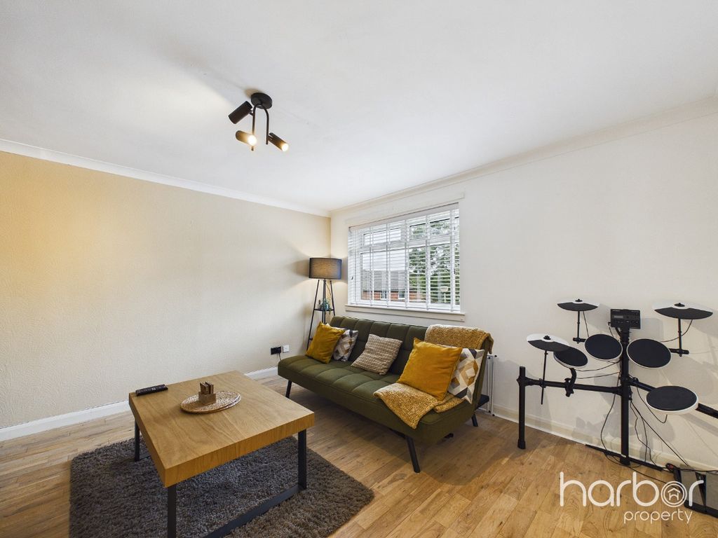 Property photo 2 of 13 5353753