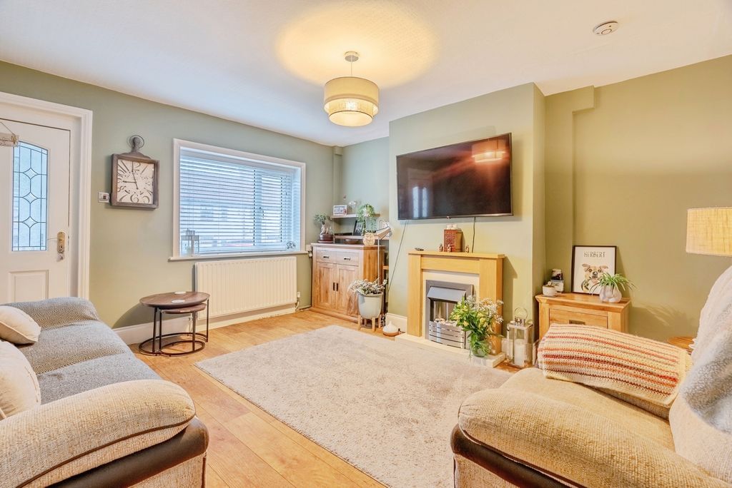 Property photo 3 of 16 Photo