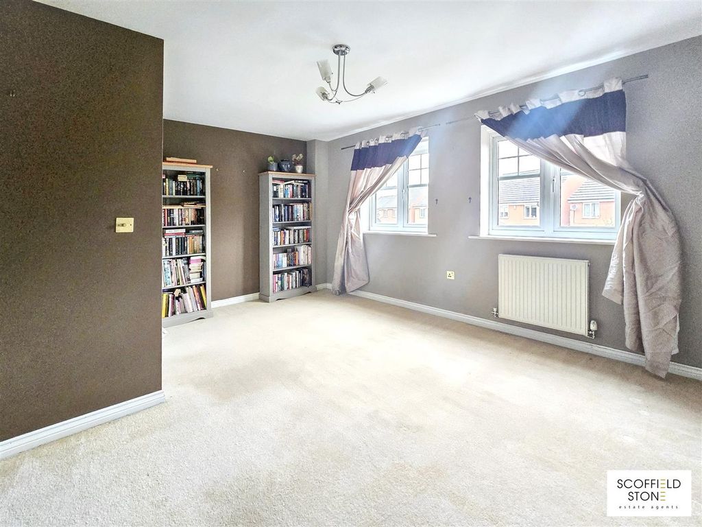 Property photo 3 of 13 20251014_122244.Jpg