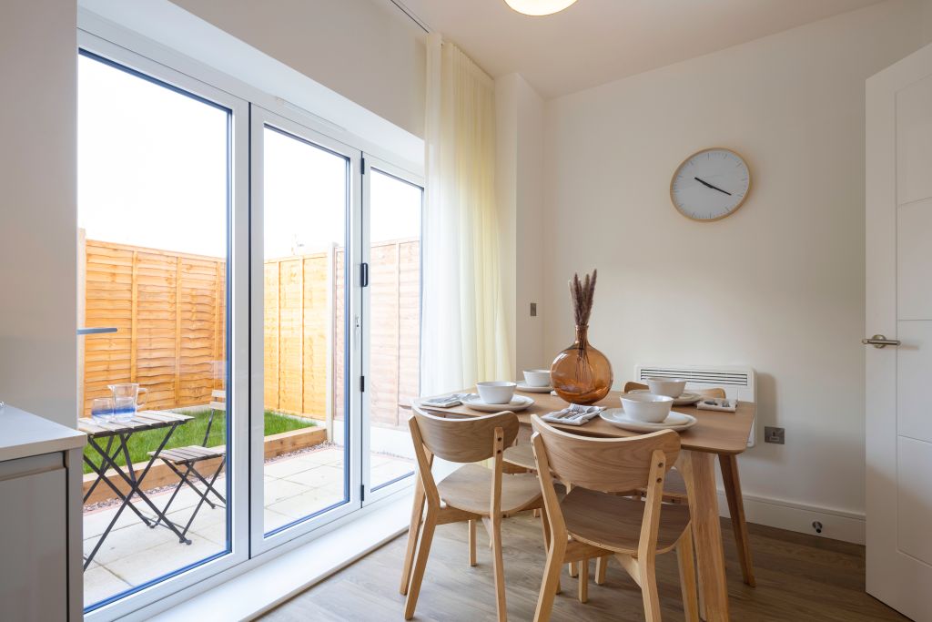 Property photo 3 of 17