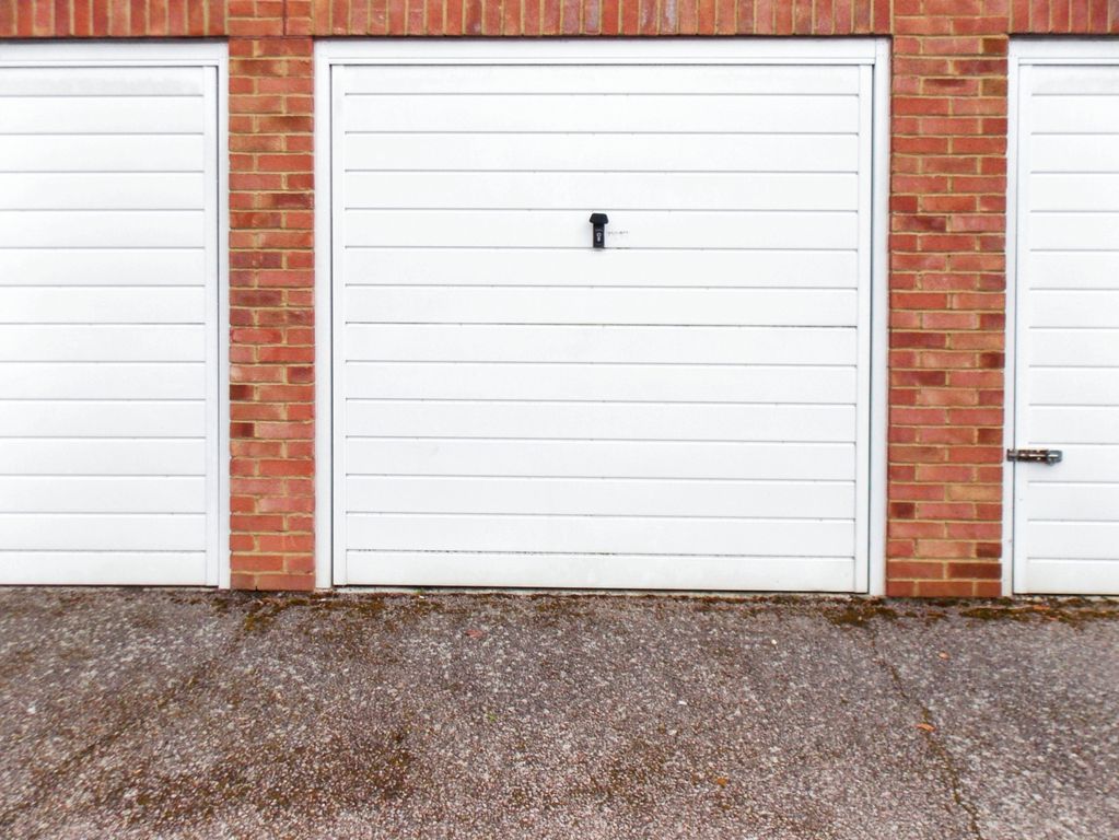 Property photo 2 of 5 Gallery