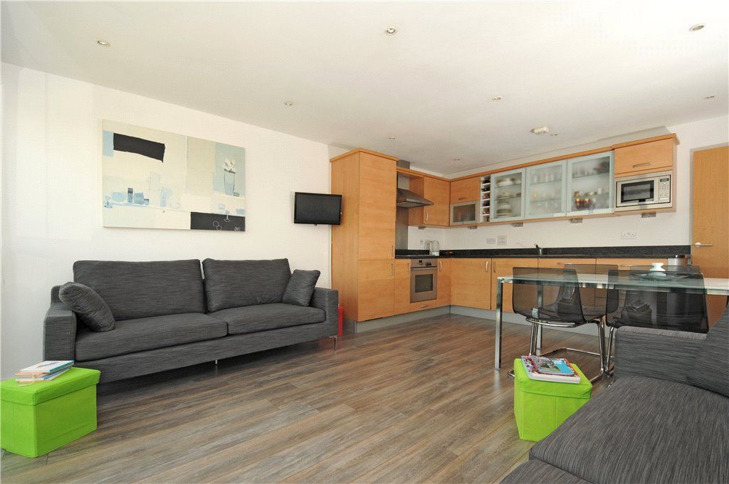 Property photo 3 of 9 Reception Room