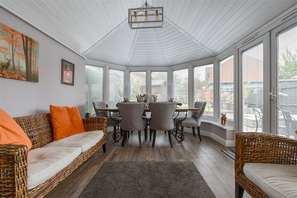 Property photo 1 of 15 Conservatory