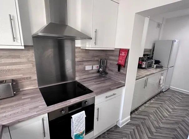 Property photo 2 of 10 Photo 2