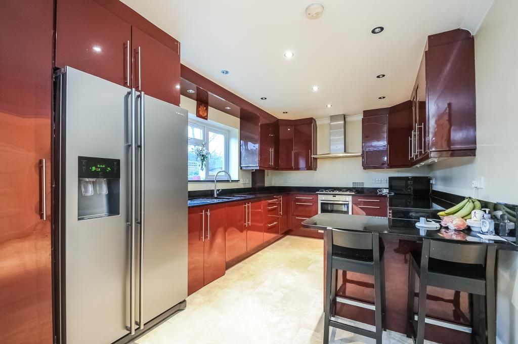 Property photo 2 of 10 Kitchen/Breakfast Room