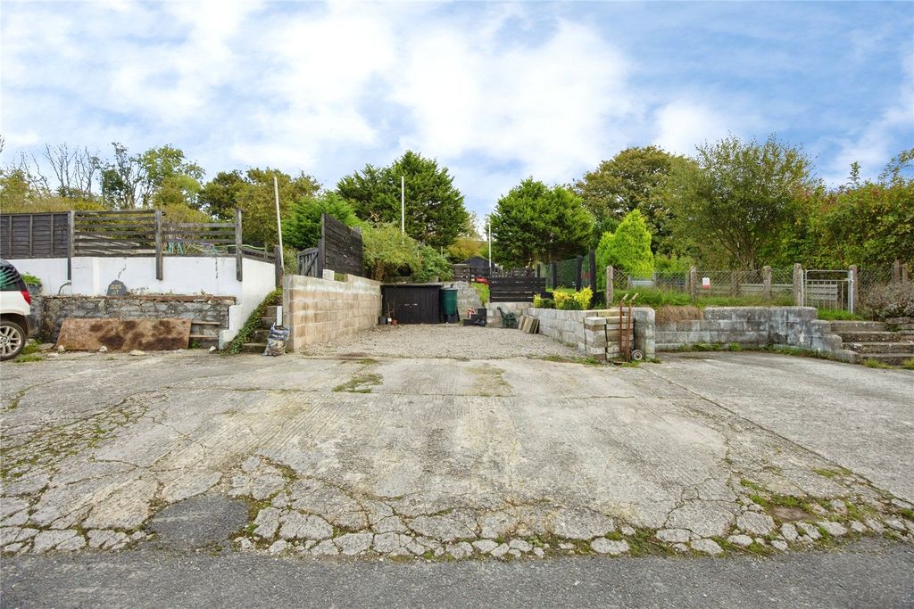 Property photo 2 of 18 Picture No. 25