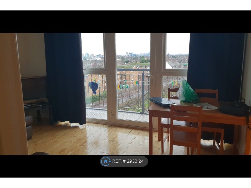 Property photo 3 of 12