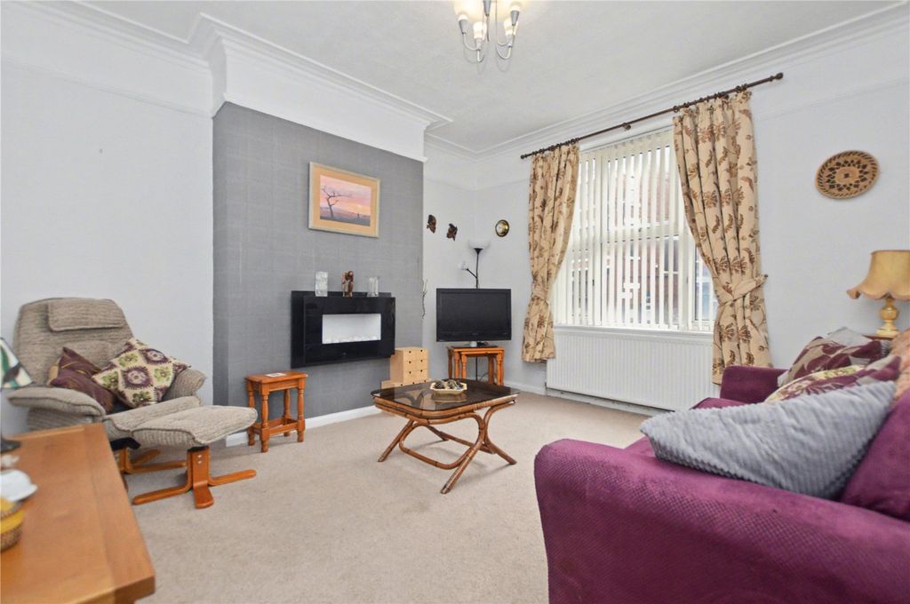 Property photo 2 of 10 Picture No. 01