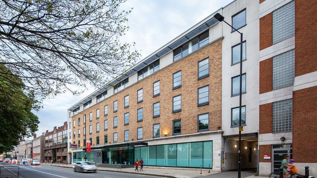 Property photo 1 of 13 Hythe House Shepherds Bush Rd Hammersmith W6 Office E2.Jpg