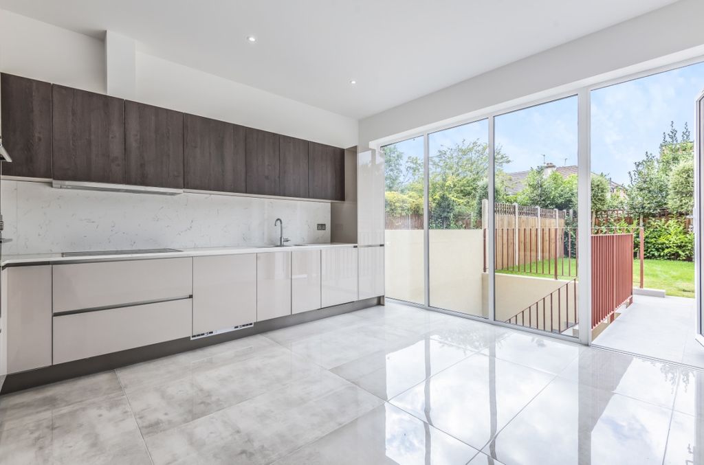 Property photo 1 of 15 535152 (4)