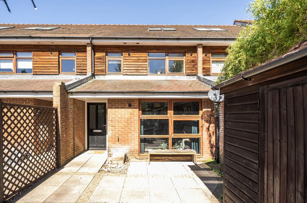 Property photo 1 of 17 Mountain Ash 24 (15).Jpg