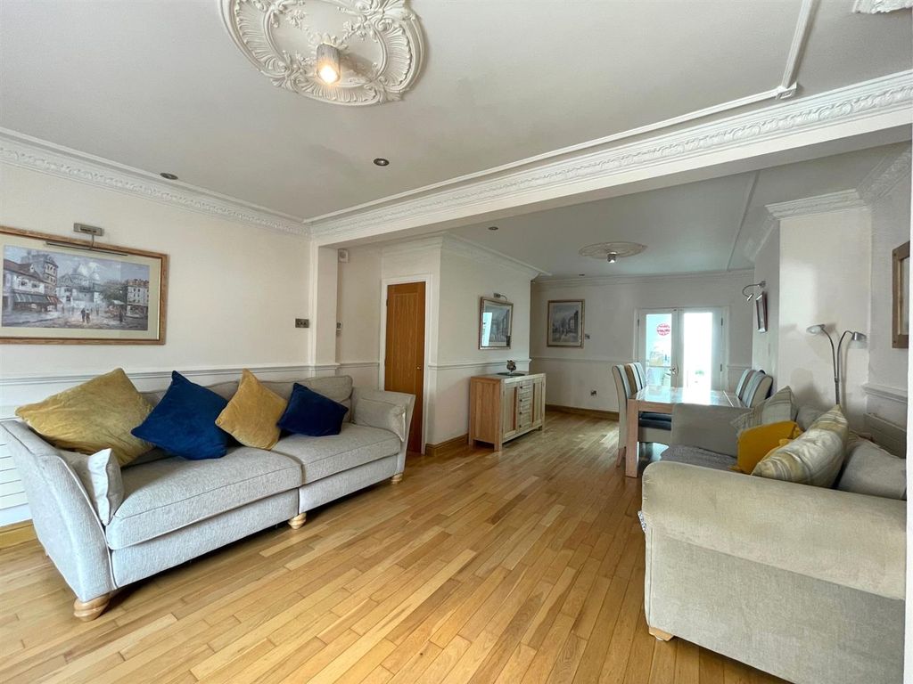Property photo 2 of 26 B2.Jpg