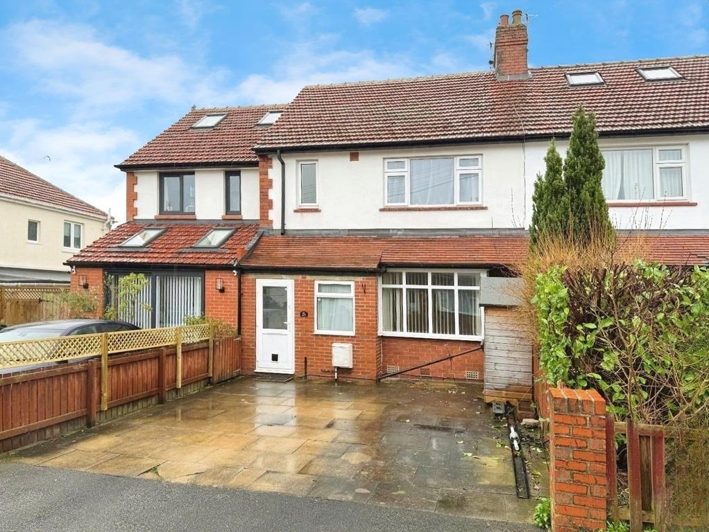 Property photo 1 of 15 Pbox-Img.Jpg