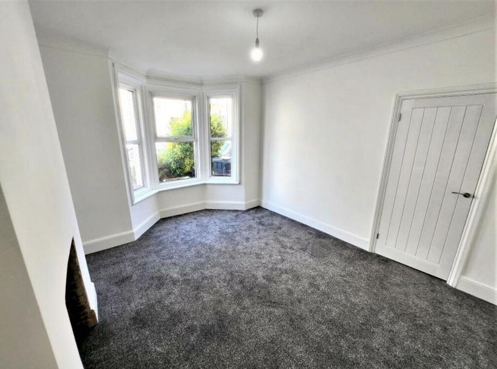 Property photo 3 of 19 Img_9797.Jpg