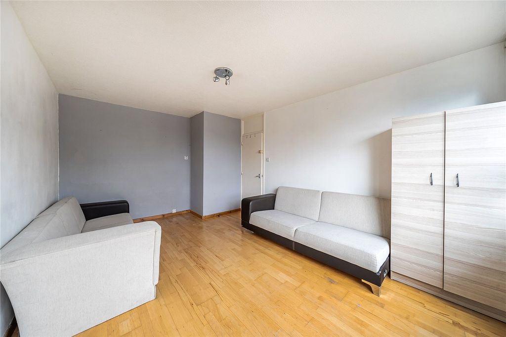 Property photo 3 of 13 Picture No. 04