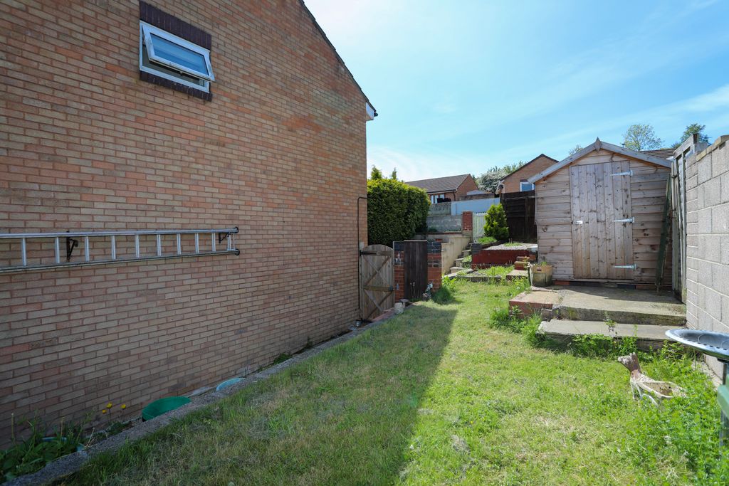 Property photo 2 of 16
