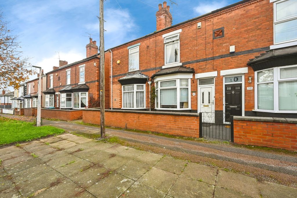 Property photo 1 of 16 Front