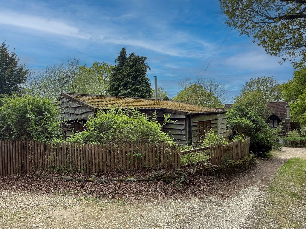 Property photo 1 of 21